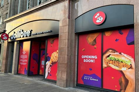 Jollibee opens in Edinburgh .